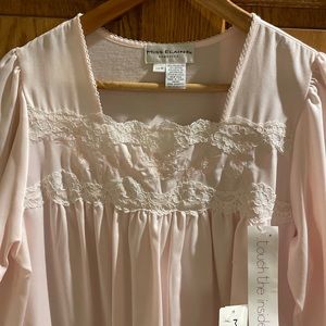 Miss Elaine Classics Long Sleeve Women's Romantic Pink - Sz Med.Brand New w/tags